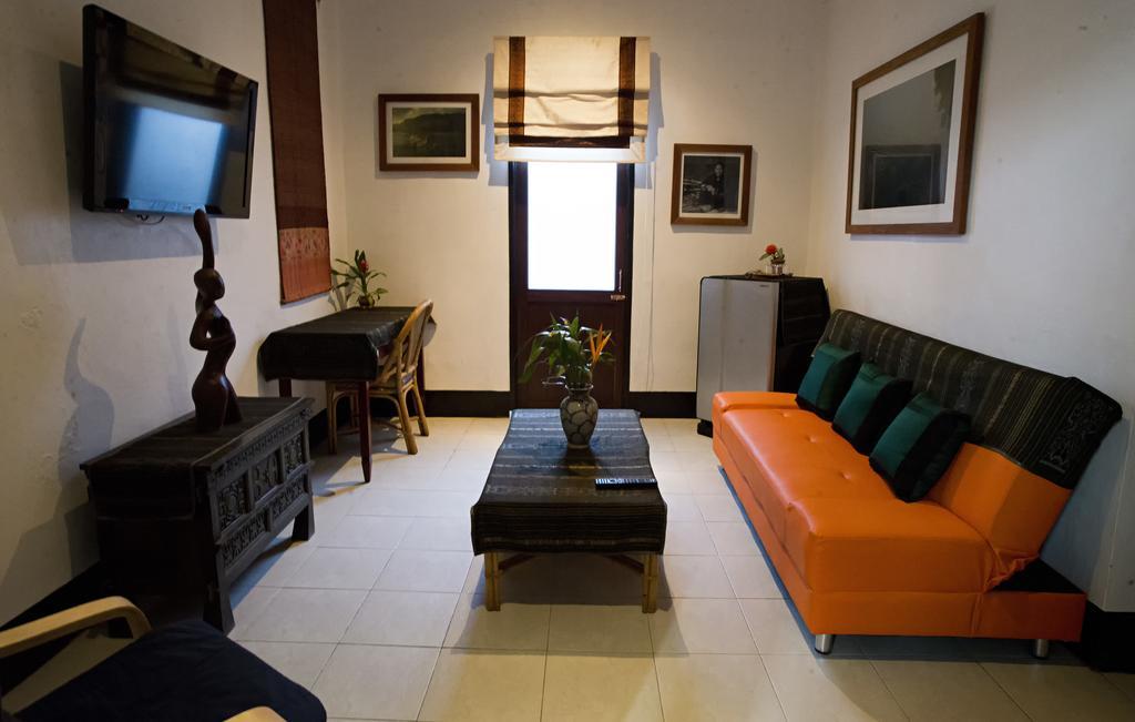 Lani'S House By The Ponds Hotell Vientiane Eksteriør bilde