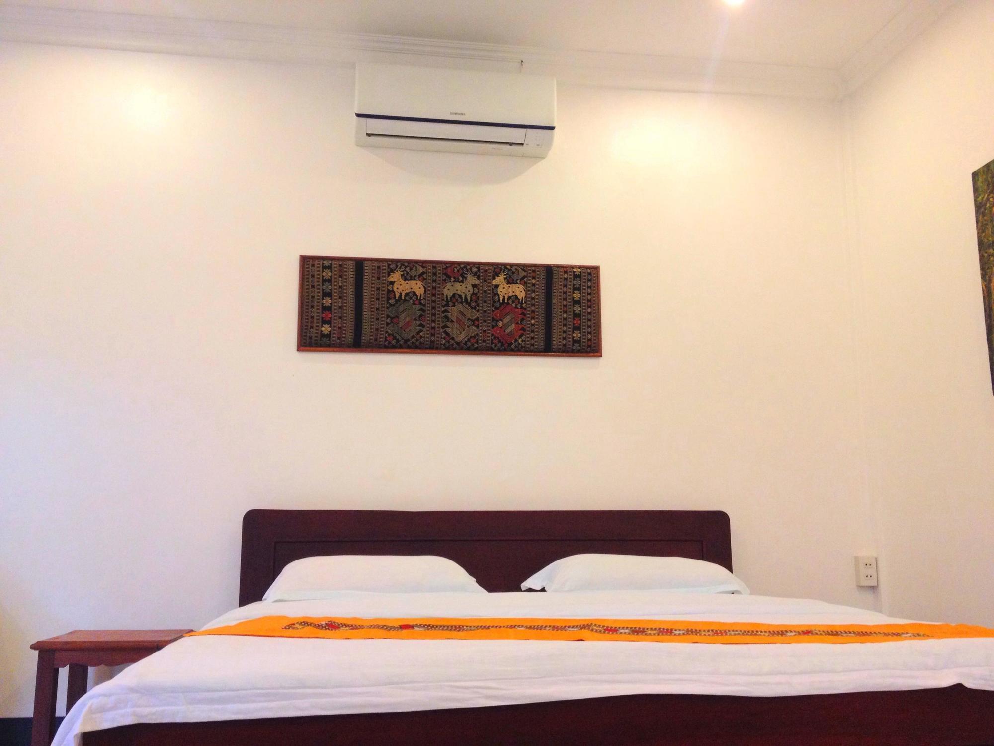 Lani'S House By The Ponds Hotell Vientiane Eksteriør bilde