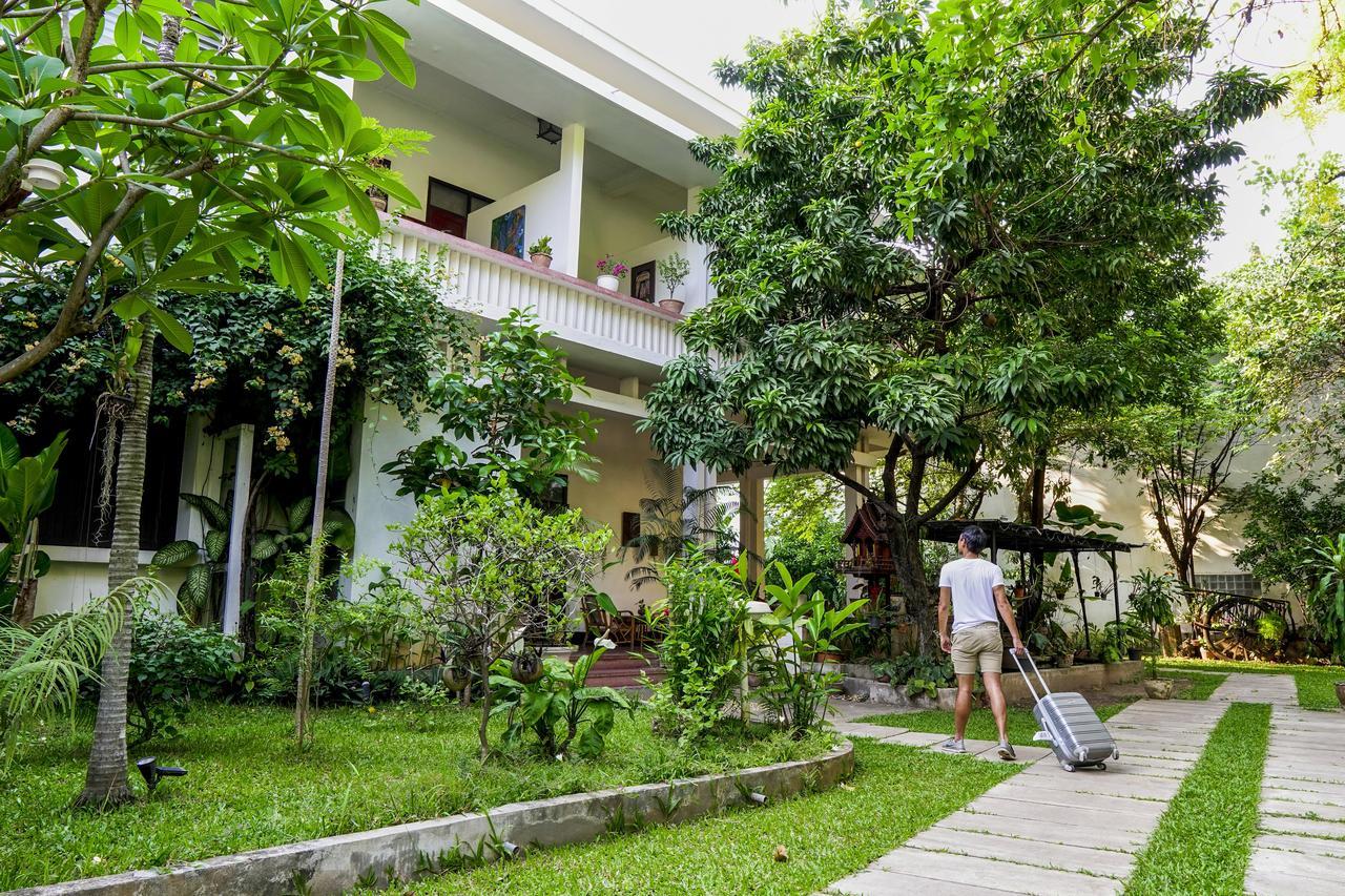 Lani'S House By The Ponds Hotell Vientiane Eksteriør bilde